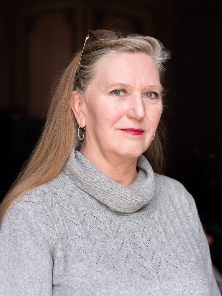 Anne LEPRAËL