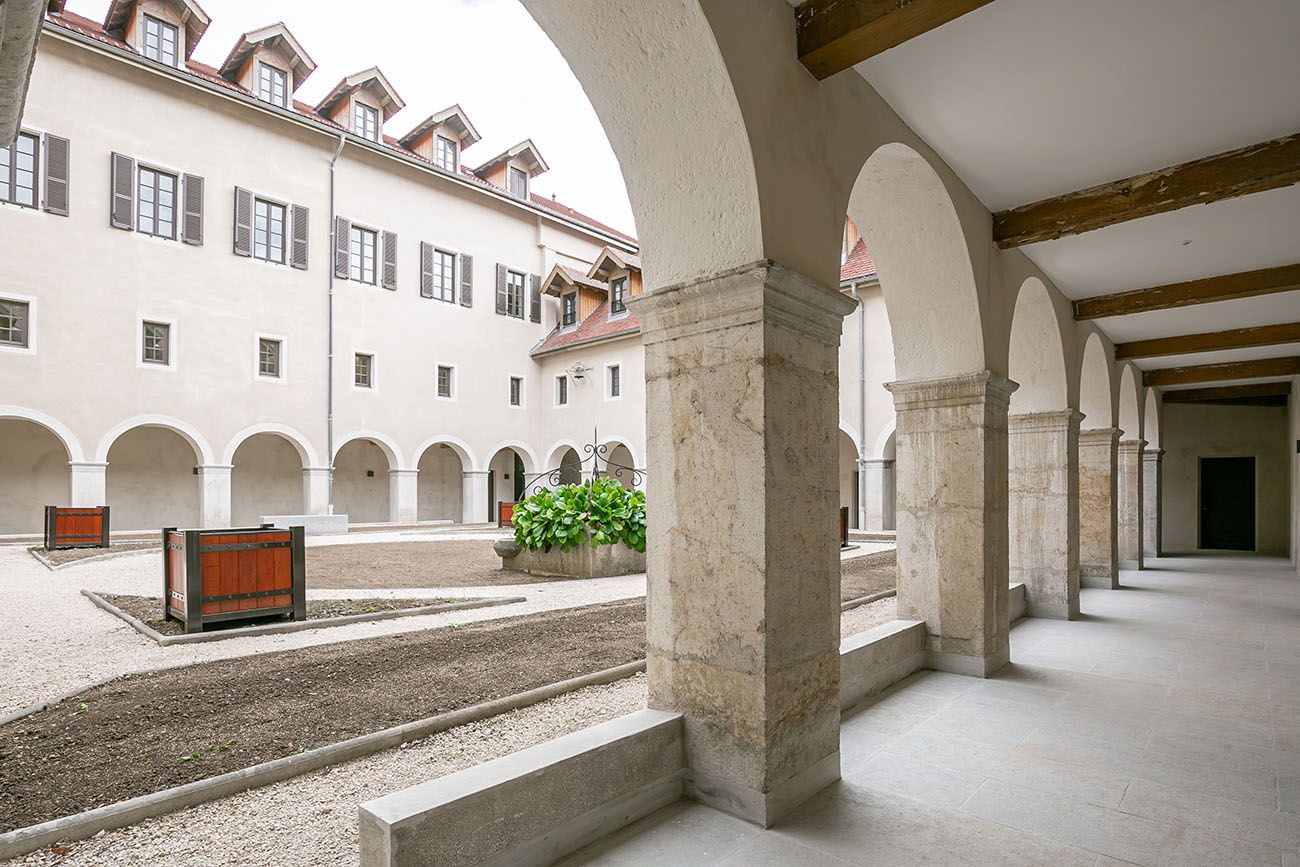 Cloître des Sœurs de Saint-Joseph Annecy